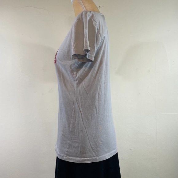 Red on Grey UCB Training Center Logo Short Sleeve Crew Neck T-Shirt Size XL - Picture 2 of 7